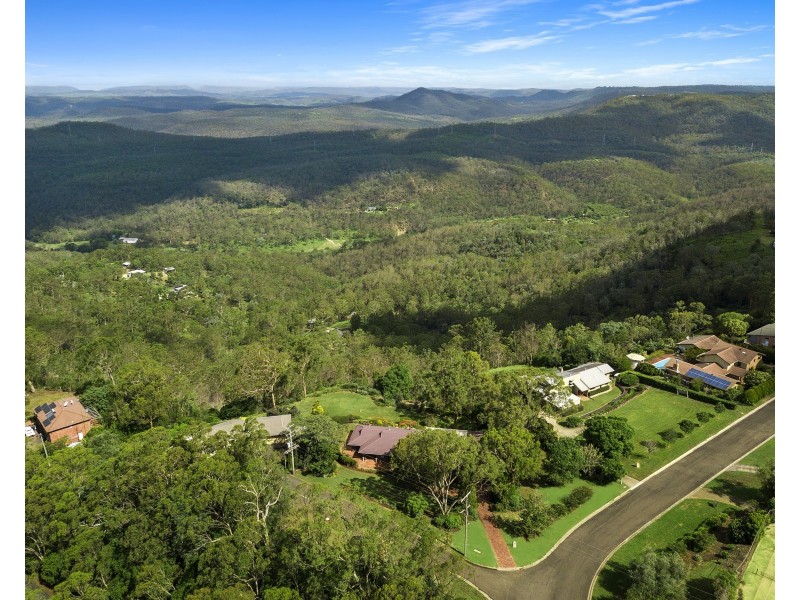 2 Burraway Court, Middle Ridge QLD 4350