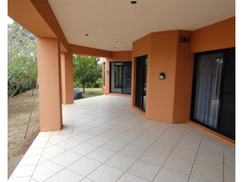 17 Glen Eagles Drive, Middle Ridge QLD 4350