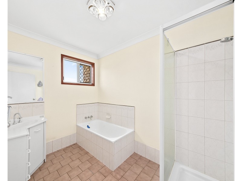 9 Robindale Drive, Darling Heights QLD 4350