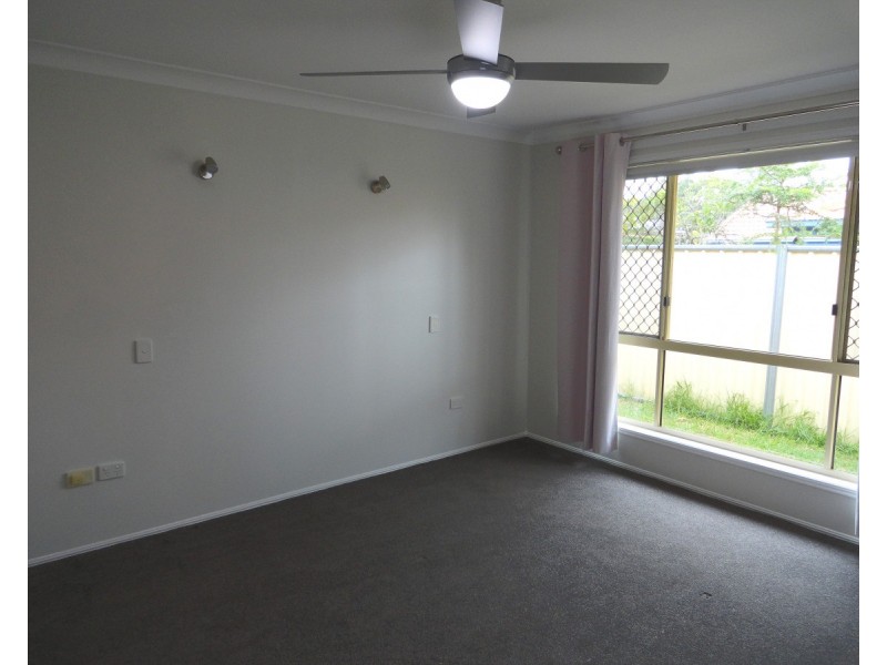 27 Paddington Court, Middle Ridge QLD 4350