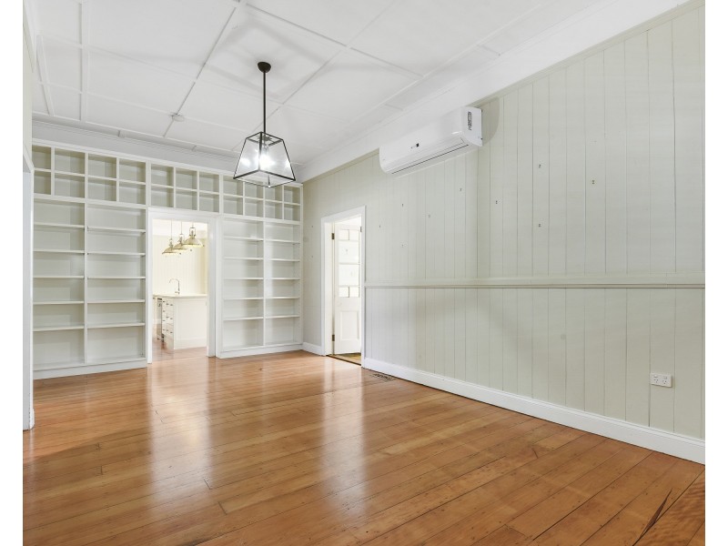 11 Connell Street, East Toowoomba QLD 4350