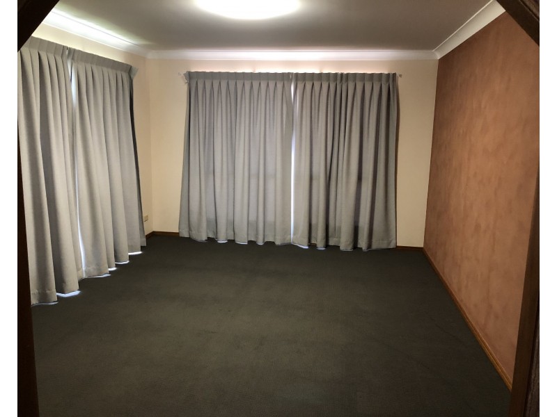 29 Nash Drive, Glenvale QLD 4350