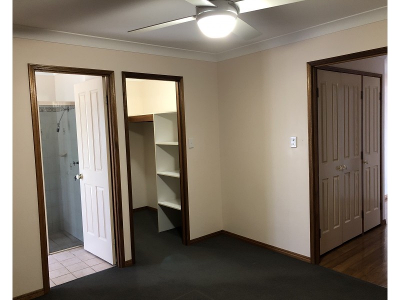 29 Nash Drive, Glenvale QLD 4350