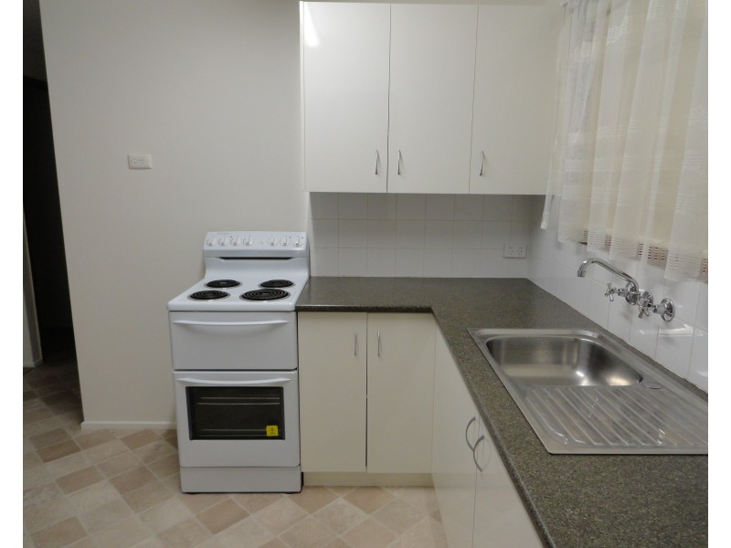 2/15 Ladner Street, Drayton QLD 4350