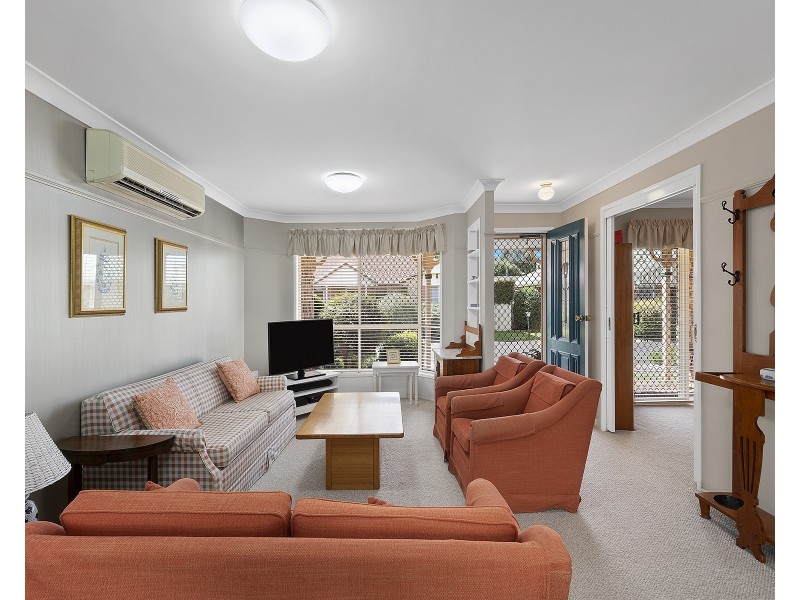 7/279 Mackenzie Street, Centenary Heights QLD 4350