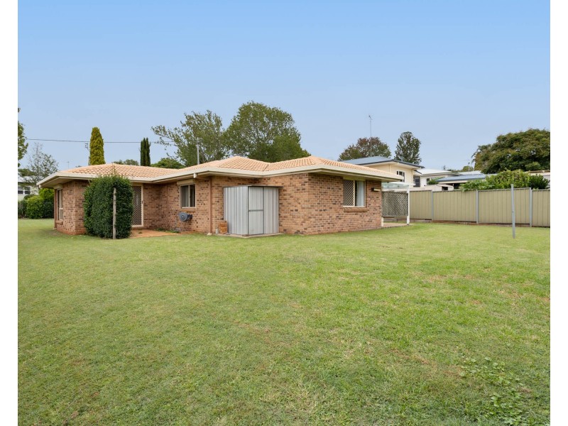 34 Plant Street, Rangeville QLD 4350
