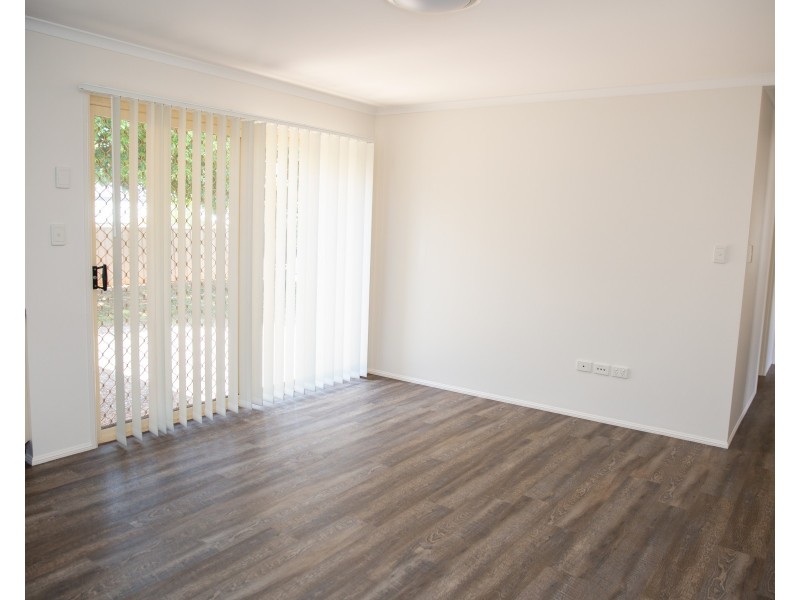 2 Dandelion Drive, Middle Ridge QLD 4350