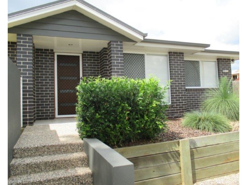 Unit 1/310A Hume Street, Centenary Heights QLD 4350