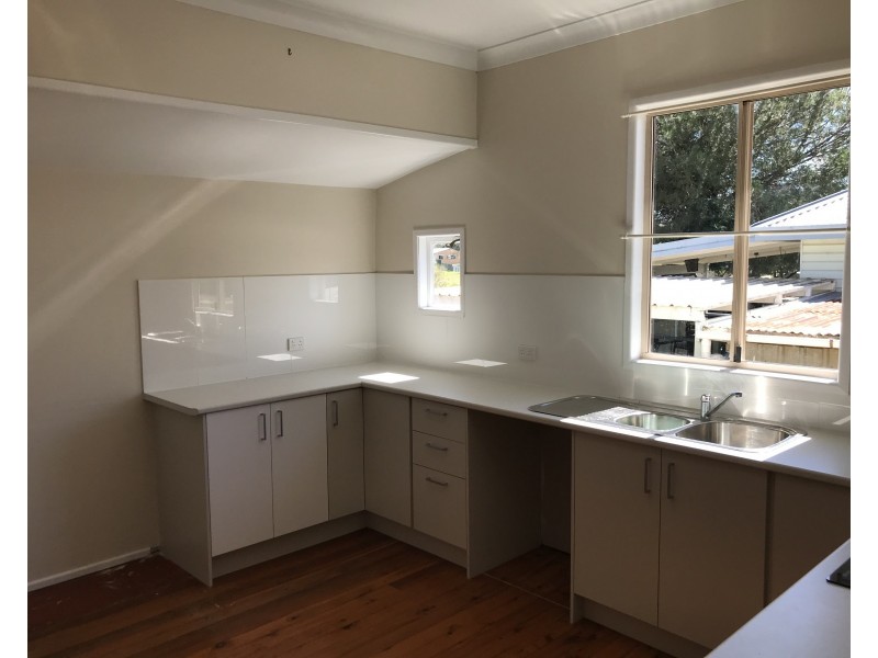 341 Tor Street, Wilsonton QLD 4350