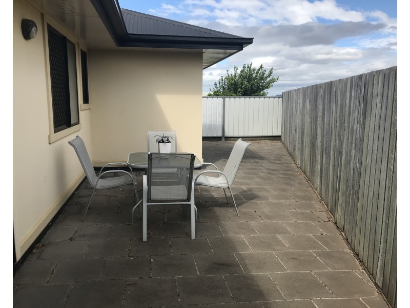 1/364 Bridge Street, Wilsonton QLD 4350