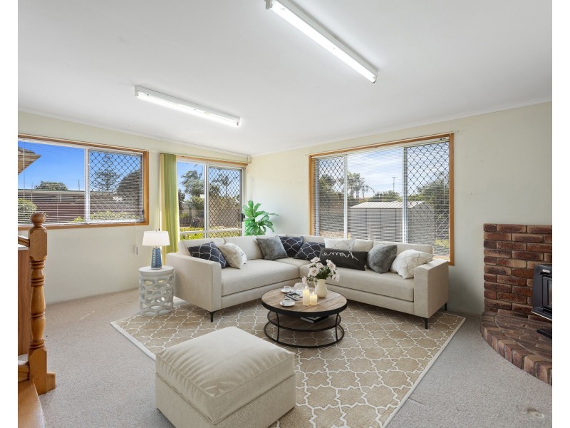 24 Paradise Street, Harristown QLD 4350