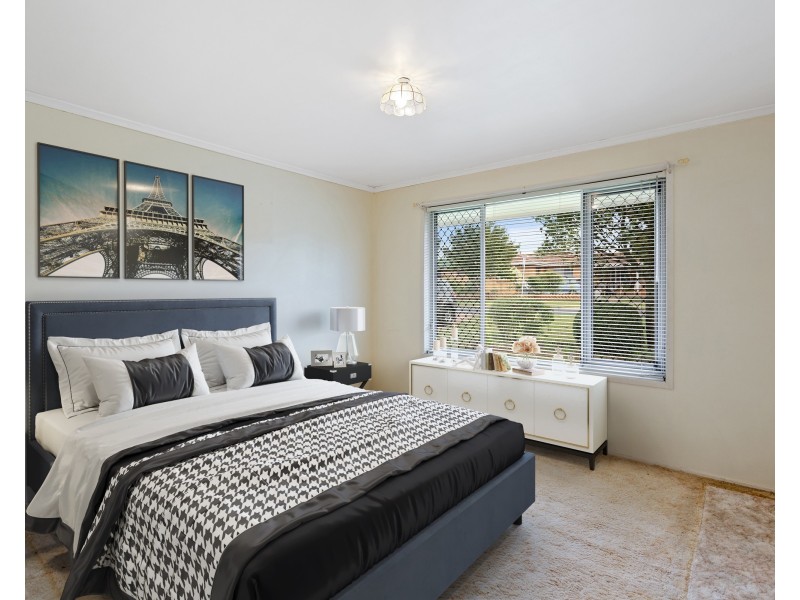 24 Paradise Street, Harristown QLD 4350