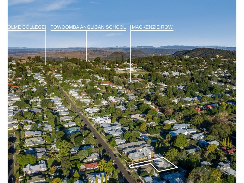 48b Dunmore Street, East Toowoomba QLD 4350