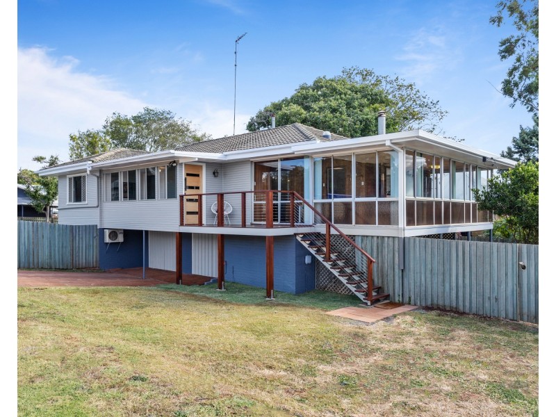180 South Street (cnr Llewellyn Street), Centenary Heights QLD 4350