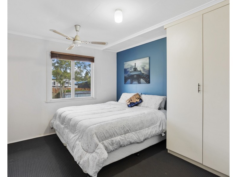 180 South Street (cnr Llewellyn Street), Centenary Heights QLD 4350