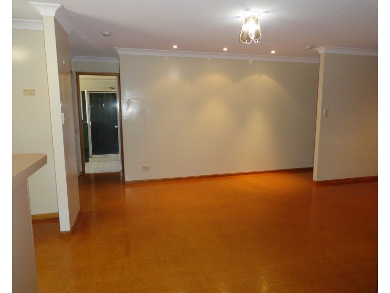 12 Evergreen Court, Glenvale QLD 4350