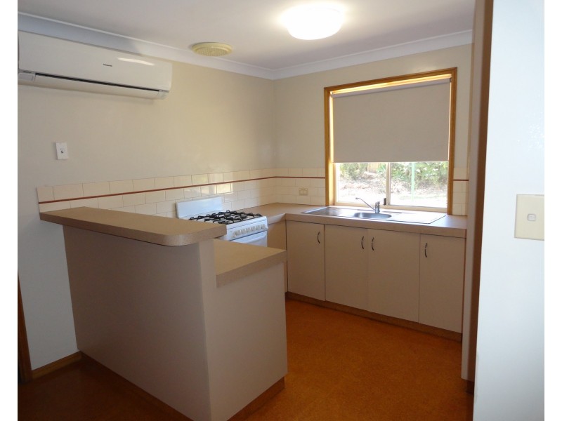 12 Evergreen Court, Glenvale QLD 4350