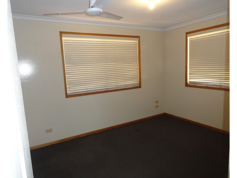 12 Evergreen Court, Glenvale QLD 4350