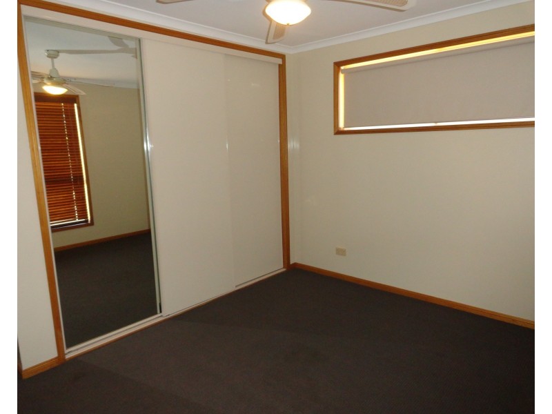 12 Evergreen Court, Glenvale QLD 4350