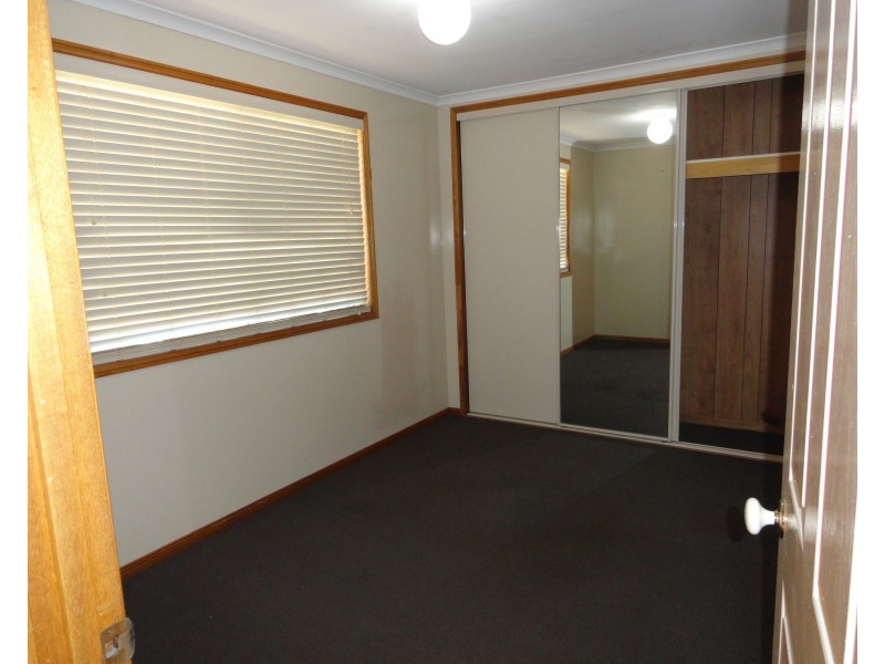 12 Evergreen Court, Glenvale QLD 4350