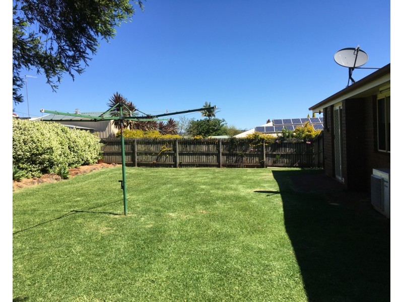 12 Evergreen Court, Glenvale QLD 4350