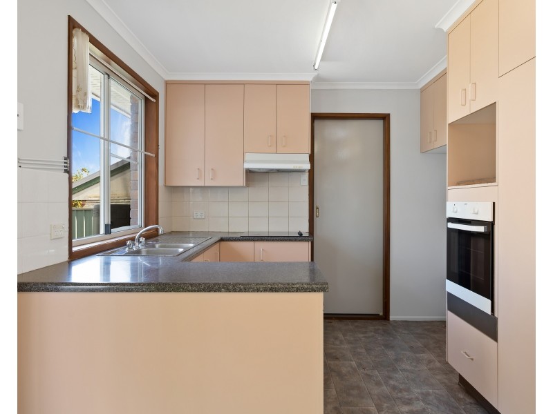 156 Hursley Road, Glenvale QLD 4350