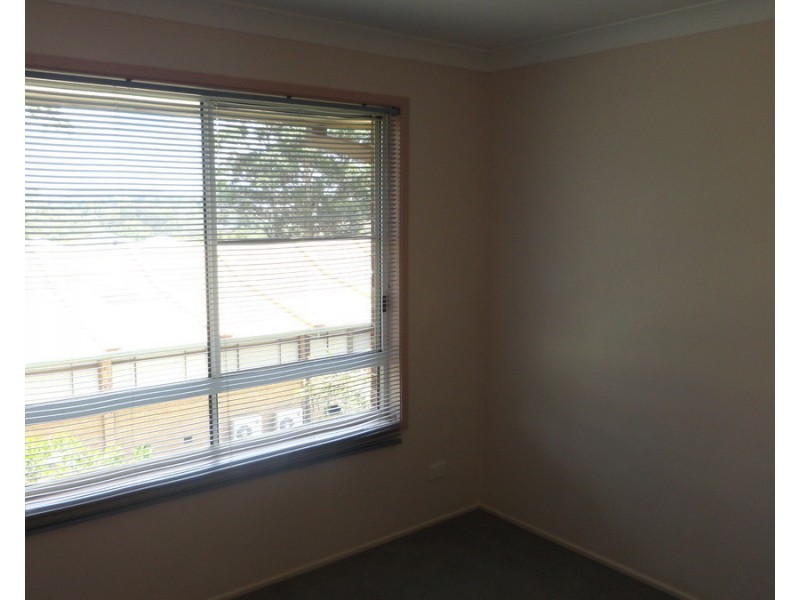 2/1 Rebecca Court, Kearneys Spring QLD 4350