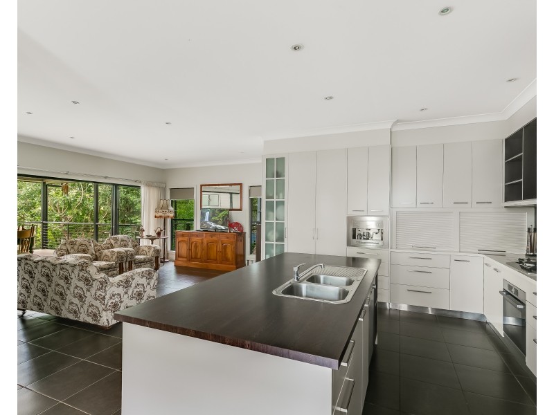 12 Carlton Street, North Toowoomba QLD 4350