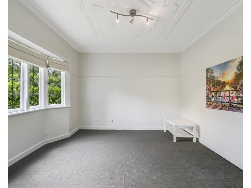 12 Carlton Street, North Toowoomba QLD 4350