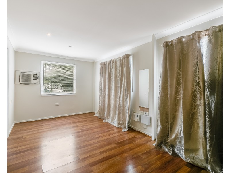 12 Carlton Street, North Toowoomba QLD 4350