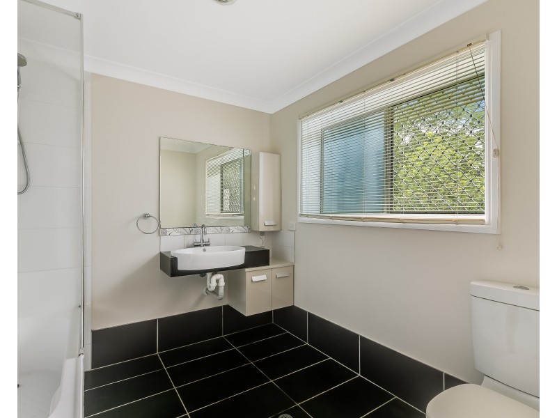 12 Carlton Street, North Toowoomba QLD 4350