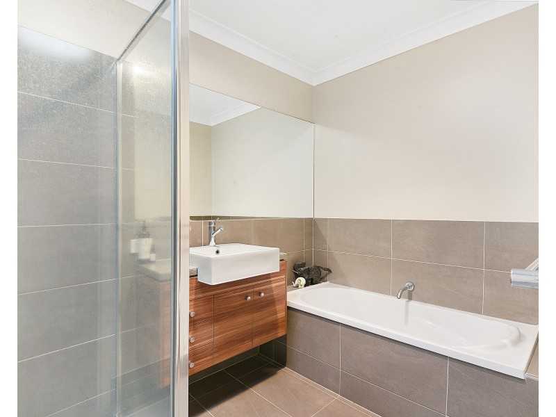 2/35 Perth Street, Rangeville QLD 4350