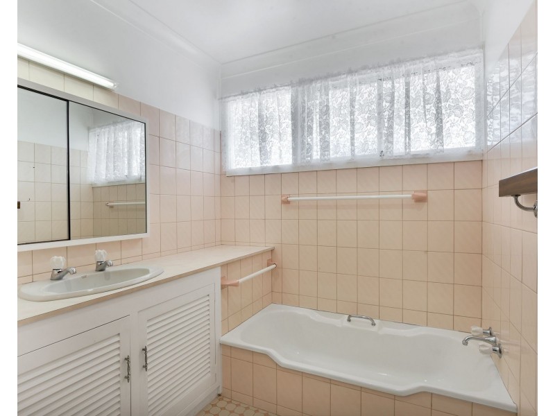 3 Girrawheen Street, Rangeville QLD 4350