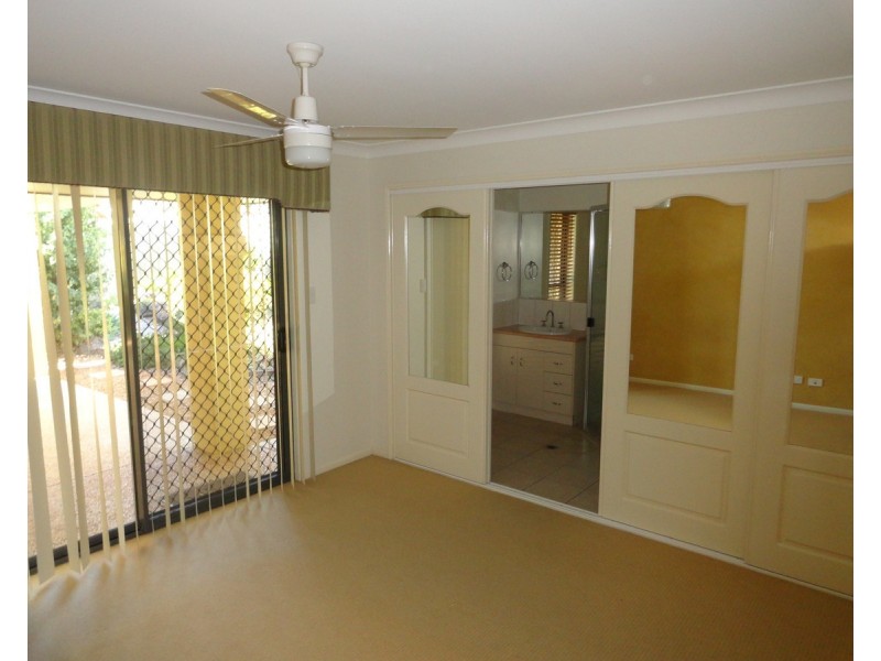 8 Pearl Court, Rangeville QLD 4350