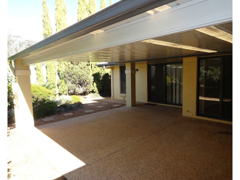 8 Pearl Court, Rangeville QLD 4350