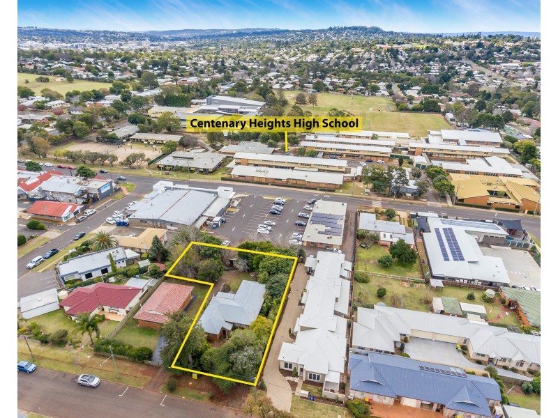 43 Hunter Street, Centenary Heights QLD 4350