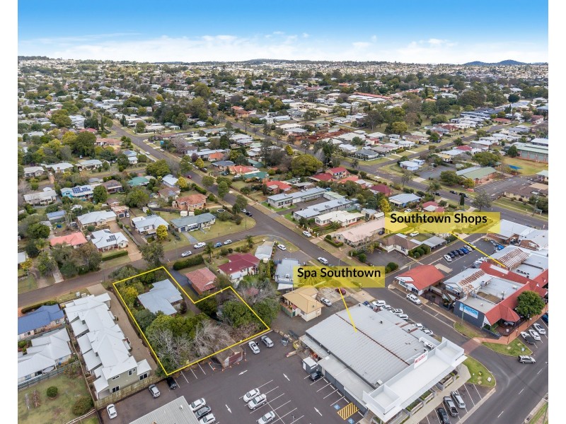 43 Hunter Street, Centenary Heights QLD 4350