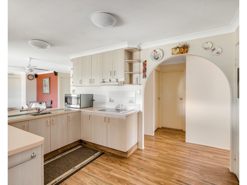 5 Bradton Court, Withcott QLD 4352