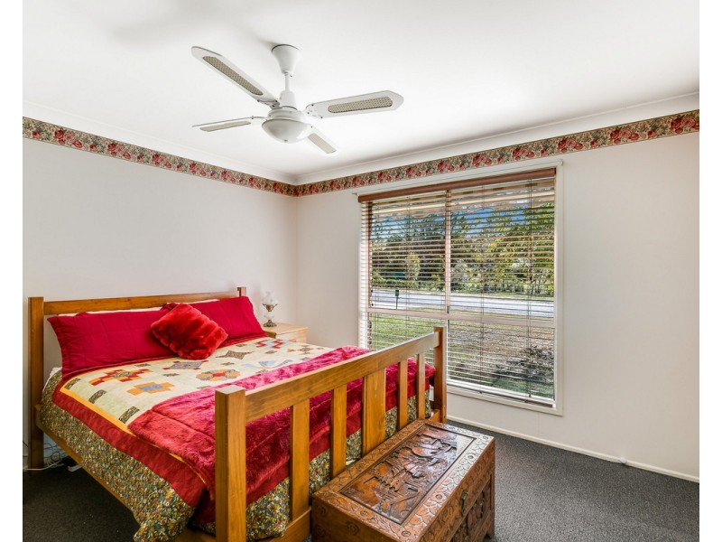 5 Bradton Court, Withcott QLD 4352