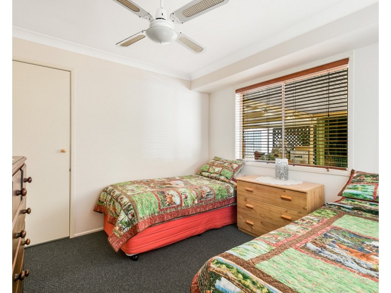 5 Bradton Court, Withcott QLD 4352