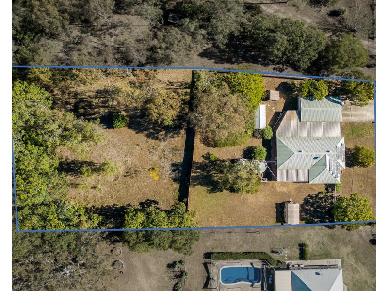 5 Bradton Court, Withcott QLD 4352