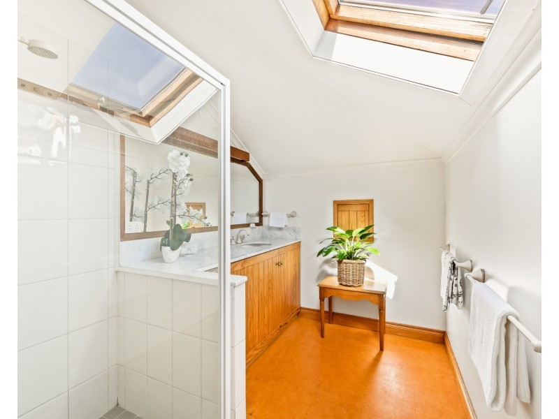 22 East Street, Redwood QLD 4350