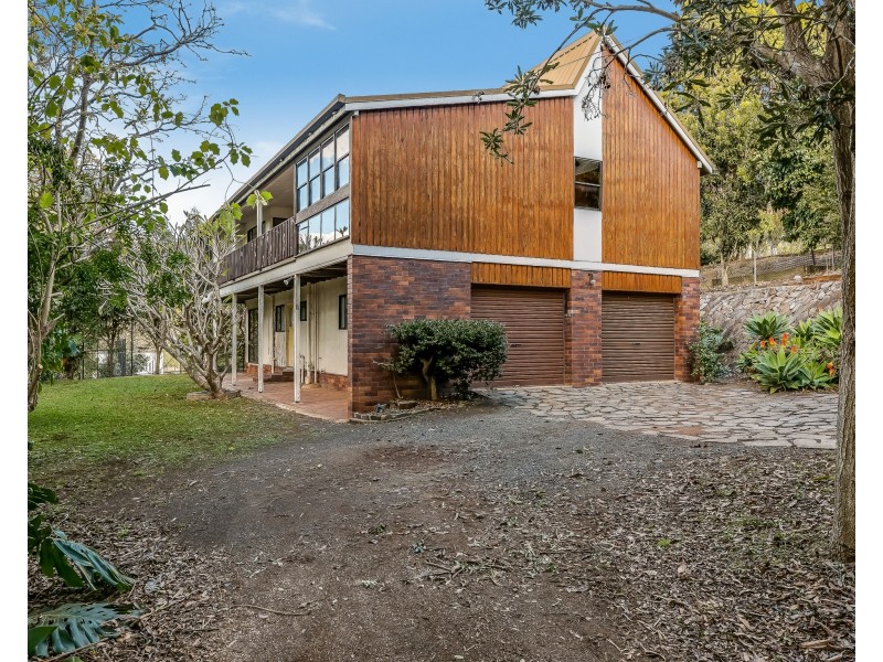 20 Wirra Wirra Street, Mount Lofty QLD 4350