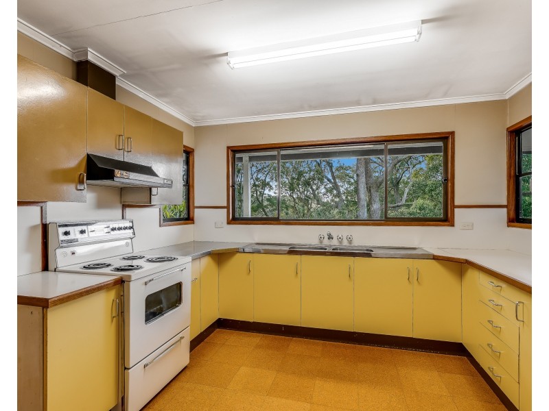 20 Wirra Wirra Street, Mount Lofty QLD 4350