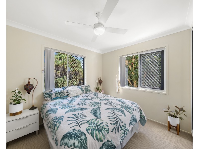 15 Sardon Street, Centenary Heights QLD 4350