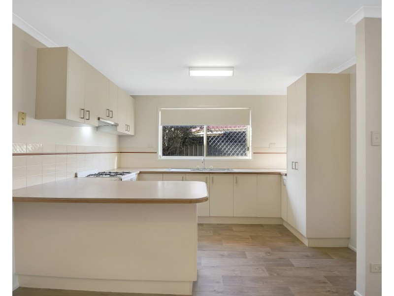 2/19 Beer Court, Kearneys Spring QLD 4350
