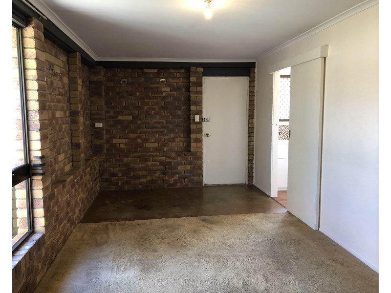 11 Montana Street, Wilsonton Heights QLD 4350