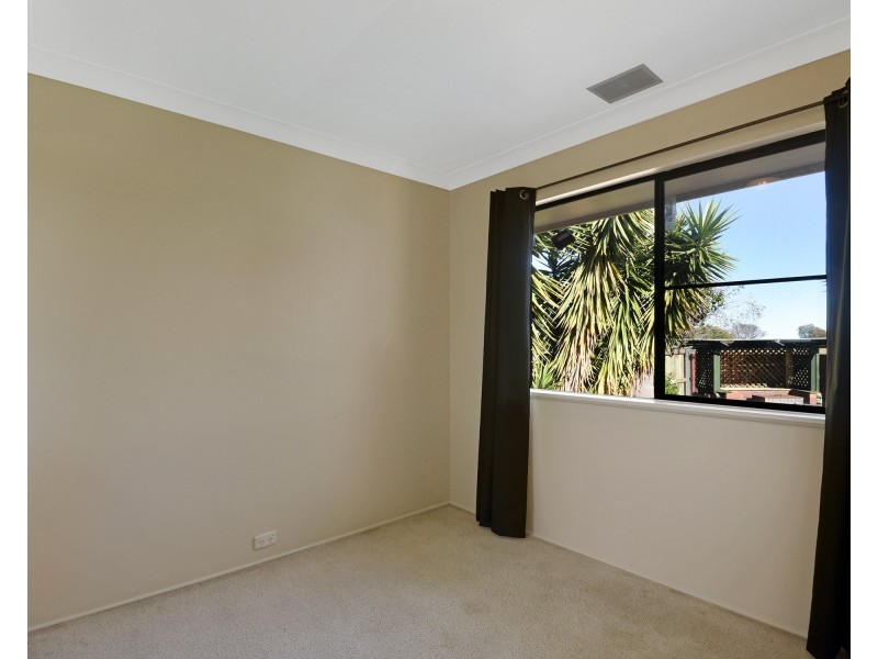 33 Beryl Street, Wilsonton QLD 4350