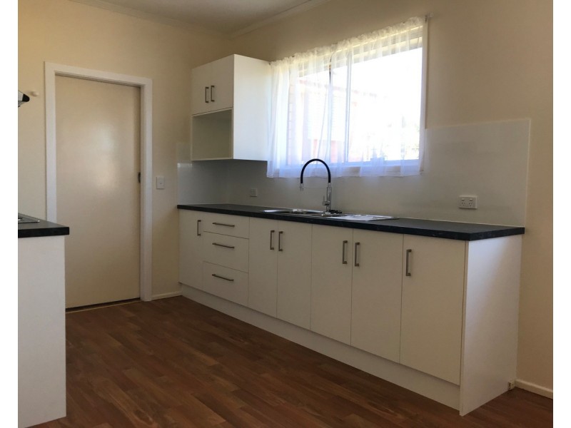 16 Eugenia Street, Harlaxton QLD 4350