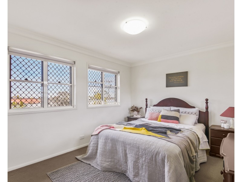 1/353 Greenwattle Street, Wilsonton QLD 4350